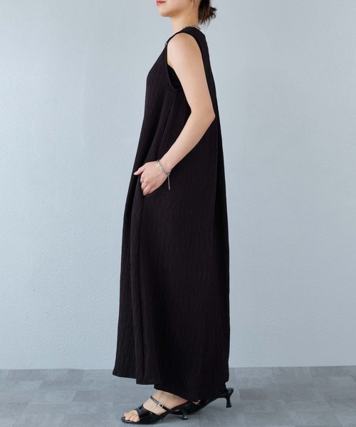 murea(ミュレア)の「バッグデザインノースリーブワンピース(ワンピース・レディース・ベージュ/ブラック/グレー・FREE)」の9枚目の写真