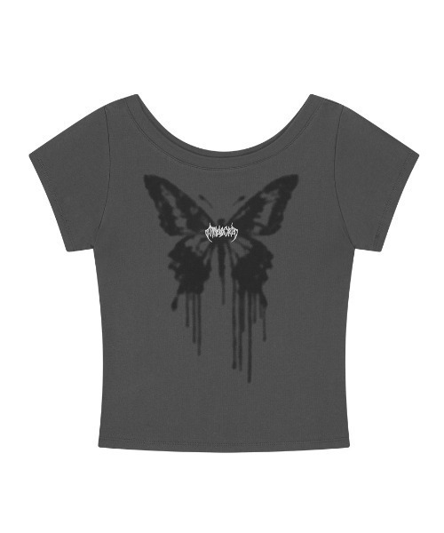 MAHAGRID（マハグリッド）の「『mahagrid/マハグリッド』BUTTERFLY GOTH WIDE NECK CROP TEE/バタフライ ゴワイドネック クロップ Tシャツ（Tシャツ/カットソー・レディース・ホワイト/チャコールグレー・FREE）」の9枚目の写真
