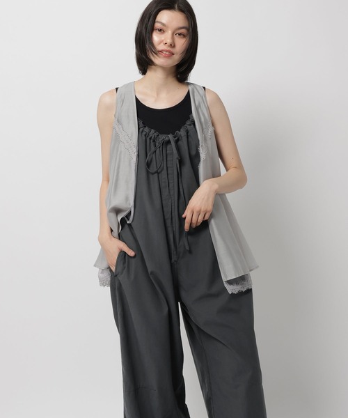 niko and...（ニコアンド）の「モンスターギャザーサロペット（サロペット/オーバーオール・レディース・カーキ/チャコール/ピンク・FREE）」の12枚目の写真