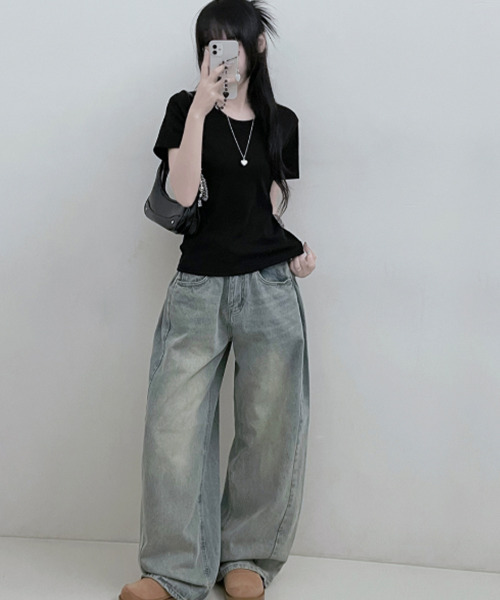 VIVID LADY(ビビッドレディー)の「Uネック 半袖Tシャツ(Tシャツ/カットソー・レディース・ネイビー/ベージュ/カーキ/ブラック/アイボリー/グレー・FREE)」の9枚目の写真