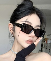 ARCHIVER | 【Bz】スクエアサングラス 星モチーフ Y2K サングラス / ブラックフレーム 韓国系 古着MIX トレンドアイウェア ユニセックス(DAY)(サングラス)