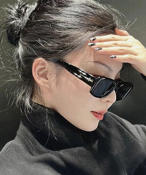 ARCHIVER（アーカイバ）の「【Bz】スクエアサングラス 星モチーフ Y2K サングラス / ブラックフレーム 韓国系 古着MIX トレンドアイウェア ユニセックス(DAY)（サングラス・メンズ・ブラック・FREE）」の9枚目の写真