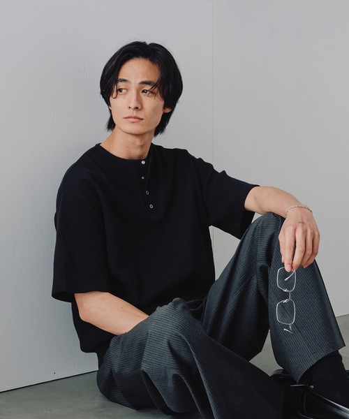 Adoon plain(アドーンプレーン)の「Snap Button Thermal Henry Neck T / スナップボタンサーマルヘンリーネックT(Tシャツ/カットソー・メンズ・ブラック/ライトグレー/レッド・LARGE/MEDIUM)」の18枚目の写真