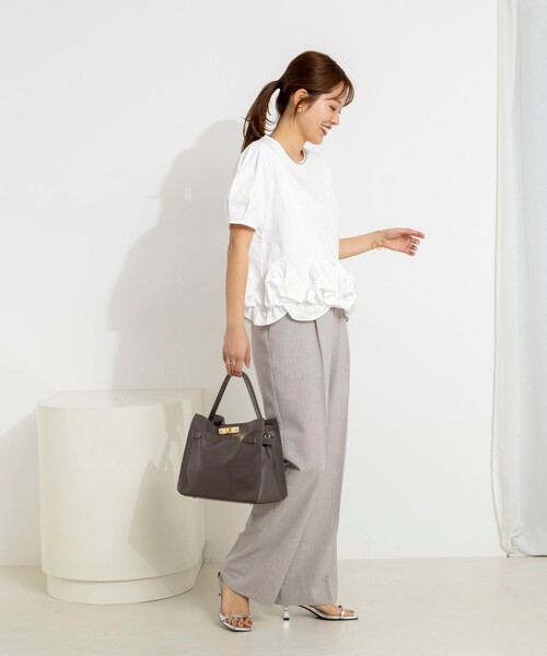NOLLEY’S(ノーリーズ)の「ウォッシャブルストライプ愛されセミワイドパンツ(その他パンツ・レディース・ブラック系その他3・40/38/36/34)」の12枚目の写真