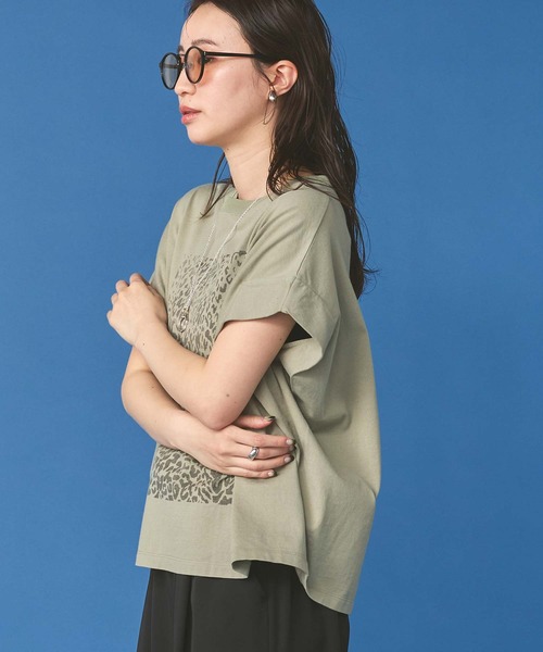 Munich（ミューニック）の「レオパードプリントタックフレンチスリーブT（Tシャツ/カットソー・レディース・カーキ/アイボリー・FREE）」の17枚目の写真