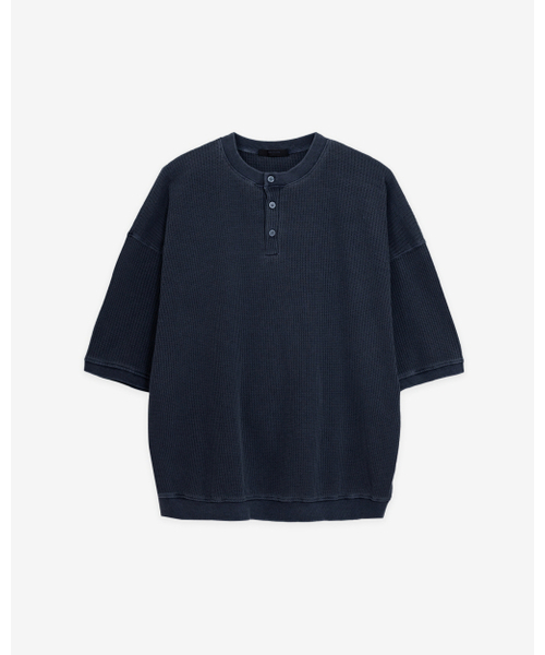INEXCIS(イネクシス)の「ピグメントワッフルボタンTシャツ (ネイビー)(Tシャツ/カットソー・メンズ・その他・ONE SIZE)」の1枚目の写真