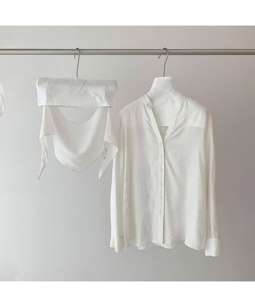 VASCARA(バスカラ)の「Sheer Scarf Blouse (2colors)(シャツ/ブラウス・レディース・ベージュ/ホワイト・FREE)」の1枚目の写真