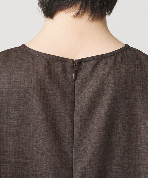 MARW UNITED ARROWS（マルゥ ユナイテッドアローズ）の「＜MARW UNITED ARROWS＞タック ドレープ ワンピース UVカット・接触冷感（ワンピース・レディース・ダークグレー/ネイビー/ダークブラウン・34/36/38）」の13枚目の写真