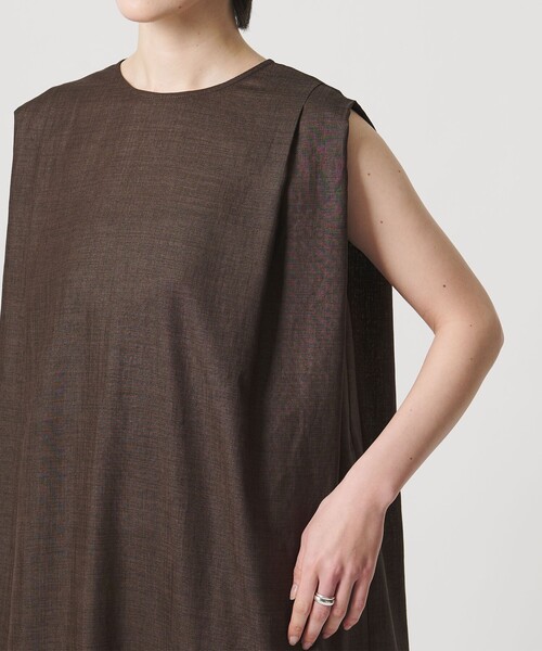 MARW UNITED ARROWS（マルゥ ユナイテッドアローズ）の「＜MARW UNITED ARROWS＞タック ドレープ ワンピース UVカット・接触冷感（ワンピース・レディース・ダークグレー/ネイビー/ダークブラウン・34/36/38）」の14枚目の写真