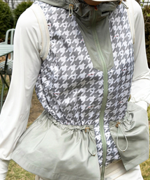 AOW（エイオダブリュー）の「HOUNDTOOTH RIBSTOP SLEEVELES JUMPER（ベスト）」