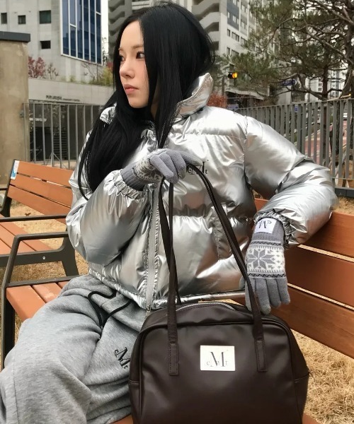 MUCENT（ムセント）の「【日本未発売/WEB限定】MUCENT(ムセント)/軽量 A4収納可 ロゴパッチ ショルダー トートバッグ/TIVE LEATHER SHOULDER BAG UNISEX（ショルダーバッグ・レディース・ブラック/ブラウン・FREE）」の21枚目の写真