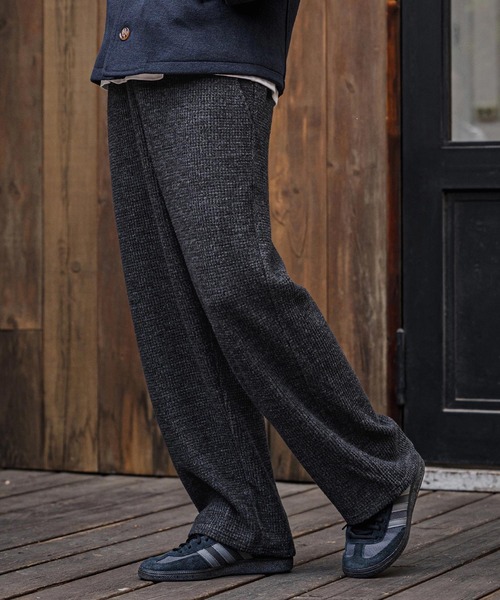 CAMBIO(カンビオ)の「mp15107-Brushed Waffle Wide Straight Pants ワッフルワイドストレートパンツ(A71526cmb)(その他パンツ・メンズ・キナリ/ブラック/チャコール・S/L/M)」の1枚目の写真