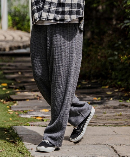 CAMBIO(カンビオ)の「mp15107-Brushed Waffle Wide Straight Pants ワッフルワイドストレートパンツ(A71526cmb)(その他パンツ・メンズ・キナリ/ブラック/チャコール・S/L/M)」の17枚目の写真