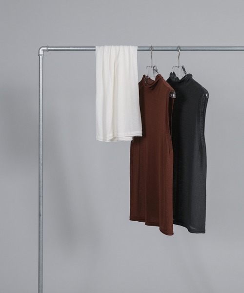 select MOCA Et(セレクトモカエト)の「【Et】Mock Neck Sleeveless Knit Tops(ニット/セーター・レディース・チャコールグレー/ブラウン/ホワイト・FREE)」の18枚目の写真