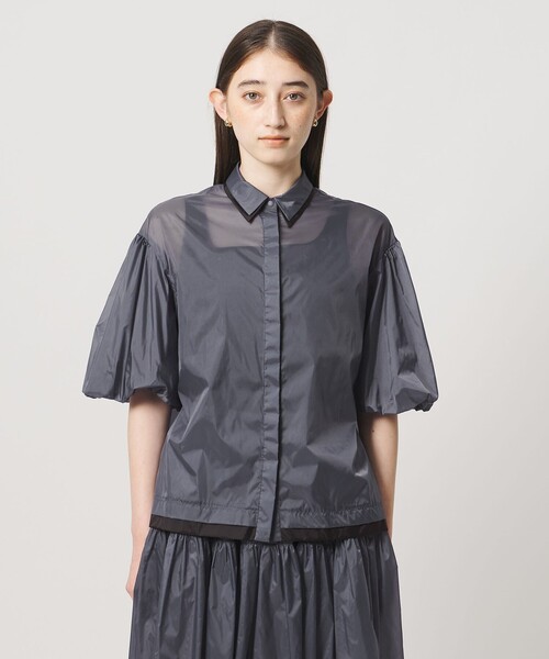 UNITED ARROWS(ユナイテッドアローズ)の「シアー タフタ ブラウス ‐はっ水 ウォッシャブル‐(シャツ/ブラウス・レディース・ライトブルー/ダークブラウン・FREE)」の6枚目の写真