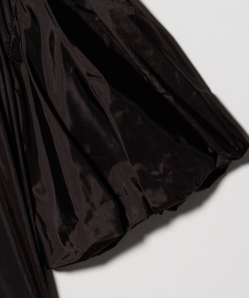 UNITED ARROWS(ユナイテッドアローズ)の「シアー タフタ ブラウス ‐はっ水 ウォッシャブル‐(シャツ/ブラウス・レディース・ライトブルー/ダークブラウン・FREE)」の12枚目の写真