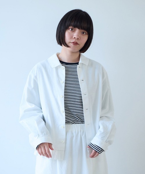 bulle de savon(ビュルデサボン)の「5oz INDIGO CHAMBRAY suso frill ブラウス(シャツ/ブラウス・レディース・グレー/ホワイト/ネイビー・FREE)」の2枚目の写真