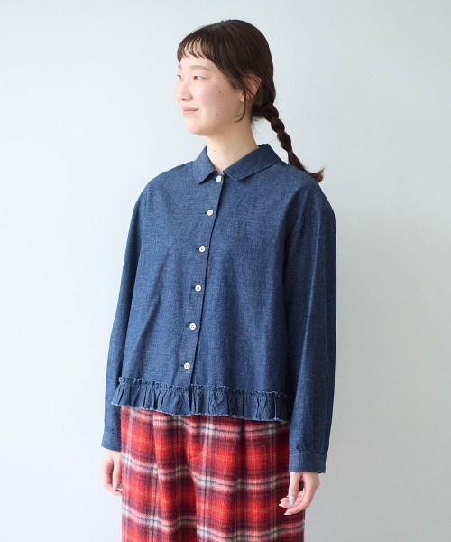bulle de savon(ビュルデサボン)の「5oz INDIGO CHAMBRAY suso frill ブラウス(シャツ/ブラウス・レディース・グレー/ホワイト/ネイビー・FREE)」の14枚目の写真