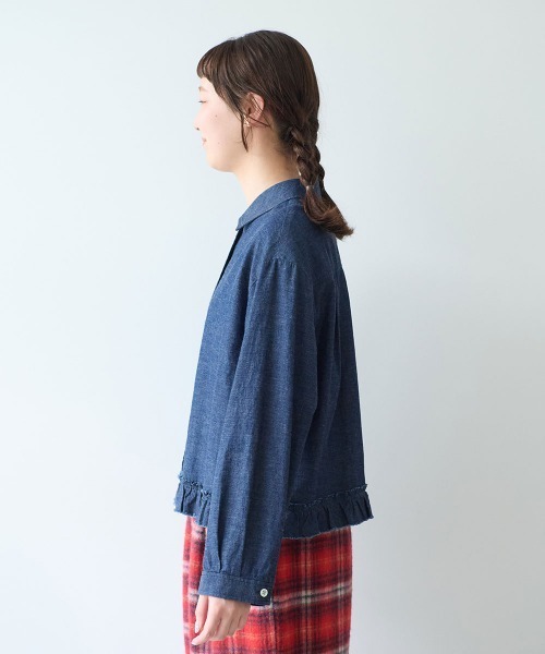 bulle de savon(ビュルデサボン)の「5oz INDIGO CHAMBRAY suso frill ブラウス(シャツ/ブラウス・レディース・グレー/ホワイト/ネイビー・FREE)」の15枚目の写真