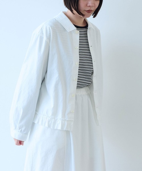 bulle de savon(ビュルデサボン)の「5oz INDIGO CHAMBRAY suso frill ブラウス(シャツ/ブラウス・レディース・グレー/ホワイト/ネイビー・FREE)」の6枚目の写真