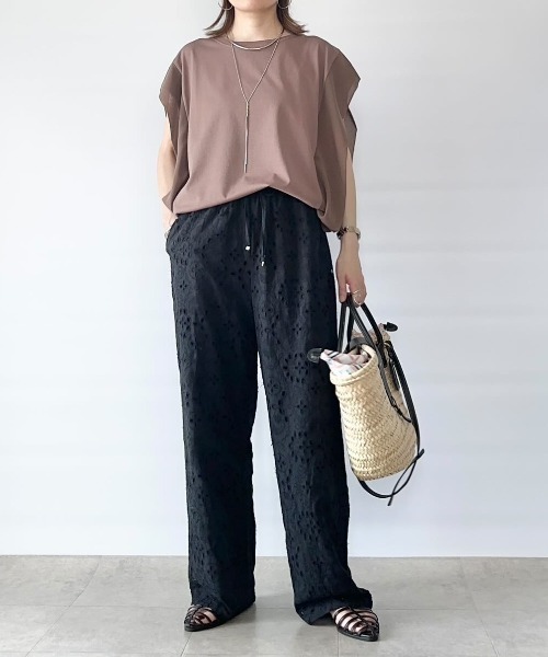 ikka（イッカ）の「【プチプラ1990円（税抜）】冷感袖異素材プルオーバー【お得だ値】（Tシャツ/カットソー・レディース・チャコール/ブルー/モカ/オフホワイト・S/M/L）」の20枚目の写真