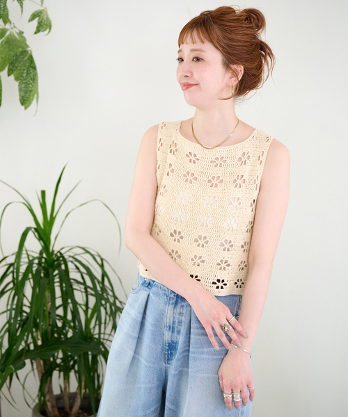 B.C STOCK(ベーセーストック)の「【ZOZO先行販売】手洗い可 / Gleamy / グリーミー クロシェニットタンクトップ(ニット/セーター・レディース・アイボリー/ブラウン/ピンク系その他/ライトグリーン・FREE)」の5枚目の写真