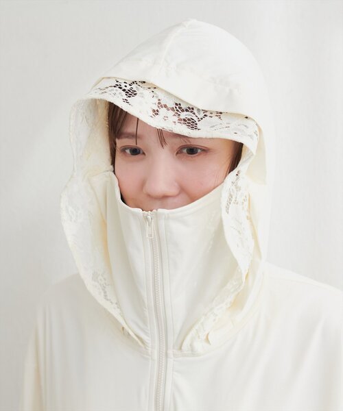 natural couture(ナチュラルクチュール)の「【sherbet line】UV速乾レースデザインパーカー(パーカー・レディース・オフホワイト/サックスブルー/ライトベージュ/チャコールグレー・FREE)」の21枚目の写真