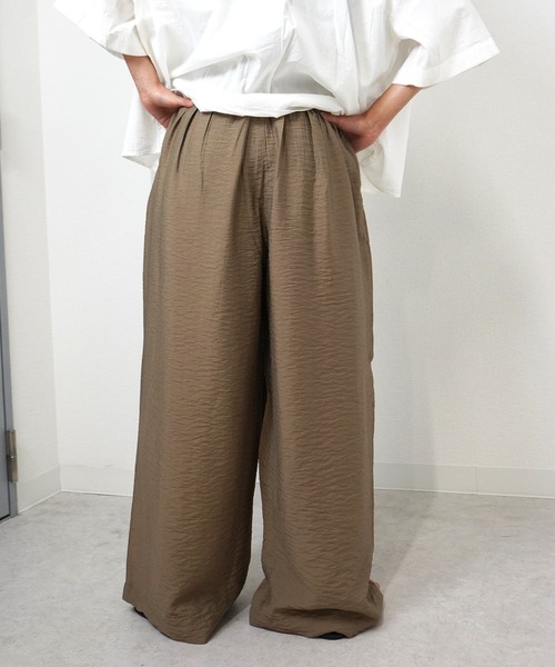 gossara（ゴサラ）の「【抜け感漂う大人の一枚】パラシュートパブリックパンツ（その他パンツ・レディース・カーキ/ブラウン/ライトグレー・FREE）」の6枚目の写真