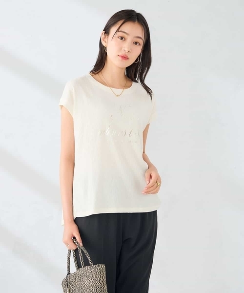 a.v.v(アーヴェヴェ)の「楊柳プリントTシャツ(Tシャツ/カットソー・レディース・チャコールグレー/アイボリー・38/36/40)」の1枚目の写真