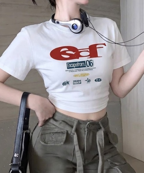 SHEPP(シープ)の「アソートマルチロゴプリント半袖Tシャツ(Tシャツ/カットソー・レディース・ホワイト系/グレー/ホワイト/ブラック・M/S)」の1枚目の写真