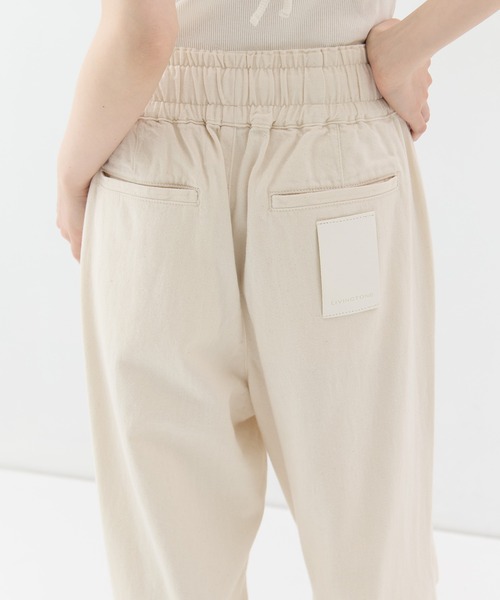 LIVINGTONE(リヴィントーン)の「【LIVINGTONE/リヴィントーン】《STUDIOUS別注》Relaxed open knee/リラックスオープンニーデニム(デニムパンツ・レディース・ブラック/アイボリー・38/36)」の18枚目の写真