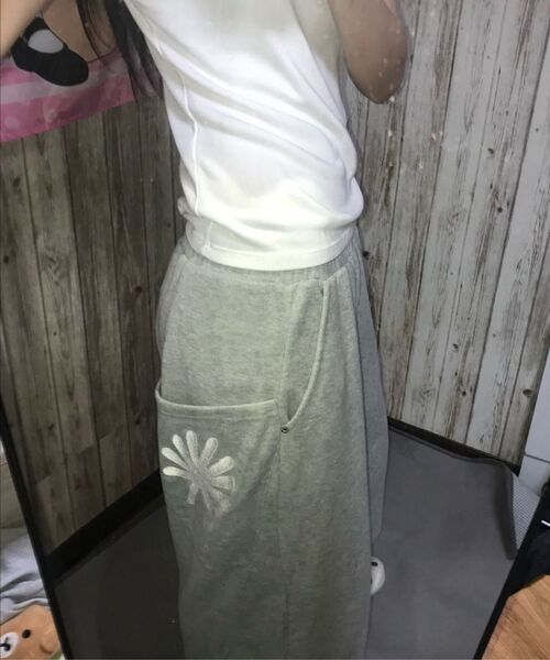 DANDEL（ダンデル）の「DD symbol sweat bermuda pants (BLACK)（その他パンツ・レディース・その他・1/2）」の2枚目の写真