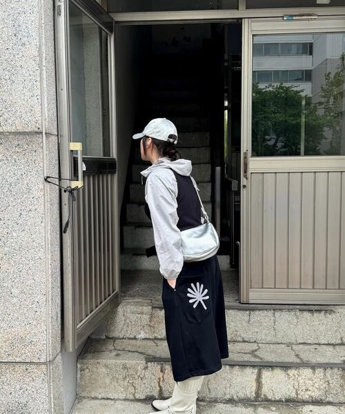 DANDEL（ダンデル）の「DD symbol sweat bermuda pants (BLACK)（その他パンツ・レディース・その他・1/2）」の14枚目の写真