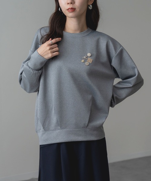 ANNA LUNA(アンナルナ)の「【ANNA LUNA】ビジューモチーフ が映える 裾タック プルオーバー(Tシャツ/カットソー・レディース・キャメル/グレー/ブラック・MEDIUM)」の19枚目の写真