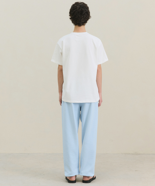 MTTIRE（マティレ）の「Stichi Logo T-shirt / White（Tシャツ/カットソー・レディース・その他・LARGE/MEDIUM/SMALL/X-LARGE）」の3枚目の写真
