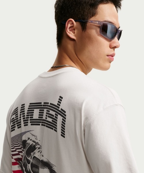 NIKE(ナイキ)の「NIKE Sportswear(ナイキ スポーツウェア)(Tシャツ/カットソー・メンズ・ベージュ系/グレー系/ネイビー系・SMALL/MEDIUM/LARGE/X-LARGE)」の14枚目の写真