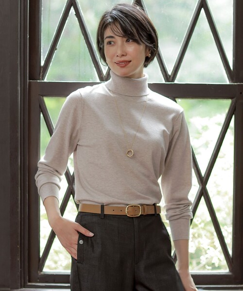 J.PRESS Ladies(J.プレス レディス)の「【人気定番アイテム・シーンレスに活躍】PRINCE タートルネック ニット(ニット/セーター・レディース・ピーコックグリーン系/ブラウン系1/ライトグレー系/ブラック系/ホワイト系1/ダークブラウン系/ベージュ系/ホワイト系・SMALL)」の7枚目の写真