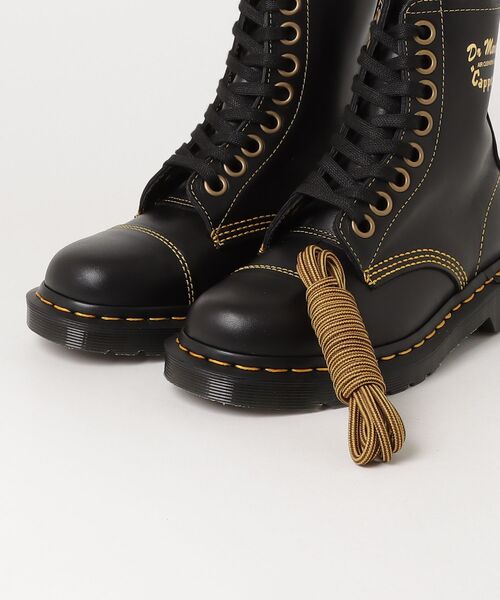 Dr. Martens(ドクターマーチン)の「Dr. Martens/ドクターマーチン MIE CAPPERS 8 ホール ブーツ 43549001(ブーツ・メンズ・ブラック・UK7/UK6/UK5/UK4/UK3/UK11/UK10/UK9/UK8)」の13枚目の写真