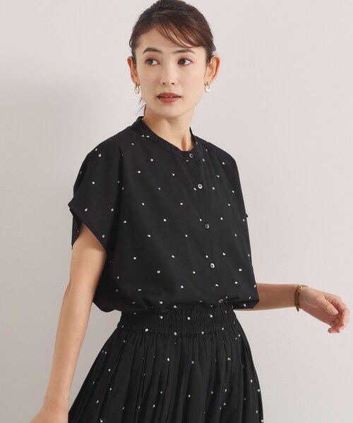 ITS'DEMO(イッツデモ)の「ラメドット刺繍ブラウス(シャツ/ブラウス・レディース・オフホワイト/ブラック/ブラウン系その他・00)」の2枚目の写真