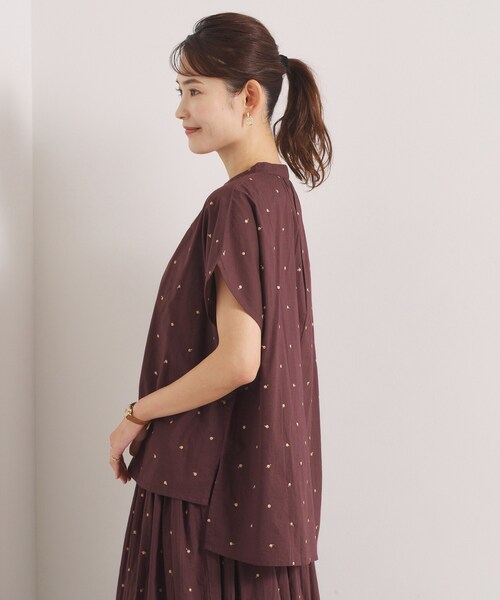 ITS'DEMO(イッツデモ)の「ラメドット刺繍ブラウス(シャツ/ブラウス・レディース・オフホワイト/ブラック/ブラウン系その他・00)」の17枚目の写真
