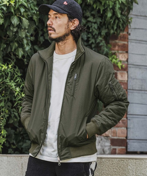 wjk reluxe(ダブルジェーケーリラックス)の「mj11773- Padded Stand Collar MA-1 中綿MA-1ジャケット(WR26W-03)(MA-1・メンズ・オリーブ/ブラック/ネイビー・L/M/S)」の6枚目の写真