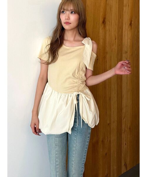 CALNAMUR（カルナムール）の「ワンショルデザイン半袖トップス（Tシャツ/カットソー・レディース・ブラック/イエロー/ライトグレー・FREE）」の16枚目の写真