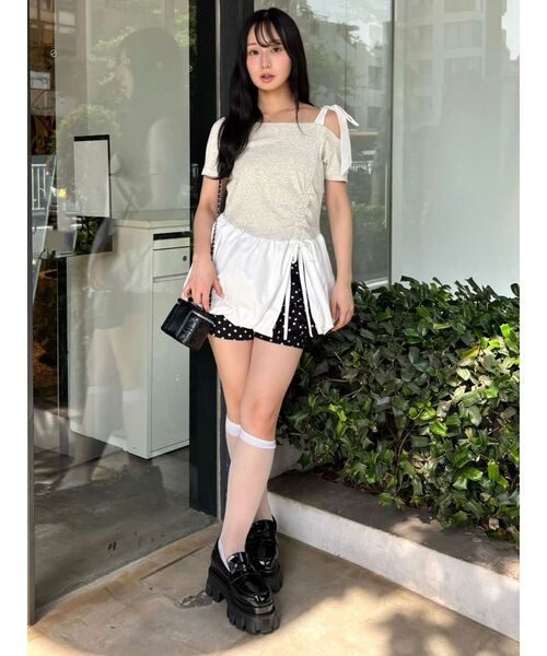 CALNAMUR（カルナムール）の「ワンショルデザイン半袖トップス（Tシャツ/カットソー・レディース・ブラック/イエロー/ライトグレー・FREE）」の20枚目の写真