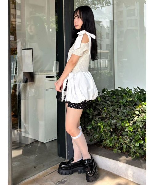 CALNAMUR（カルナムール）の「ワンショルデザイン半袖トップス（Tシャツ/カットソー・レディース・ブラック/イエロー/ライトグレー・FREE）」の22枚目の写真