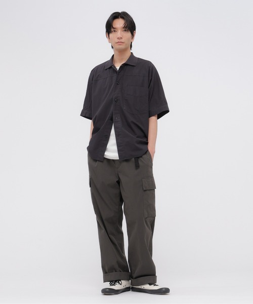 MHL.(エムエイチエル)の「WASHED COTTON NYLON(カーゴパンツ・メンズ・ネイビー/チャコール・LARGE/MEDIUM/SMALL)」の4枚目の写真