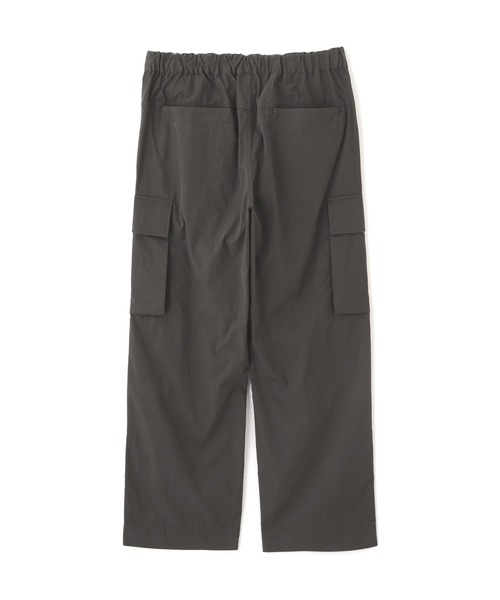MHL.(エムエイチエル)の「WASHED COTTON NYLON(カーゴパンツ・メンズ・ネイビー/チャコール・LARGE/MEDIUM/SMALL)」の7枚目の写真