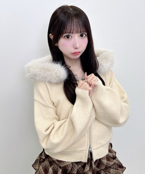 INGNI(イング)の「エコファー付ニットパーカー(パーカー・レディース・ベージュ/チャコールグレー/アイボリー/グレー・M)」の9枚目の写真
