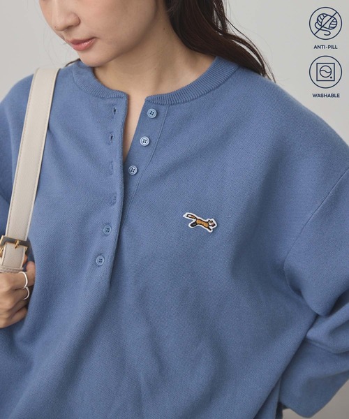 THE FOX 聯名徽章刺繡 類衛衣寬版剪裁亨利領針織衫