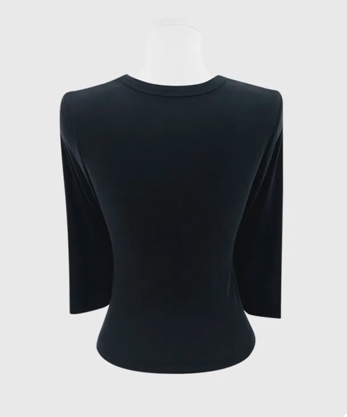 LOENNE(ロエヌ)の「V-Neck Slim Tee / VネックスリムTシャツ(Tシャツ/カットソー・レディース・チャコールグレー/ブラック・FREE)」の5枚目の写真