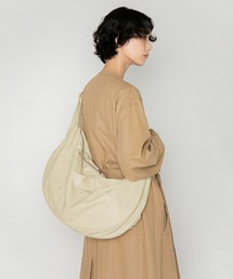 LE VERNIS(ル・ベルニ)Soft shoulder bag